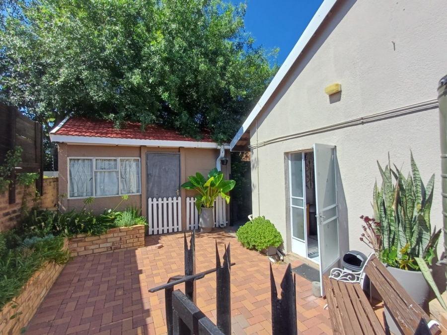 3 Bedroom Property for Sale in Stilfontein North West